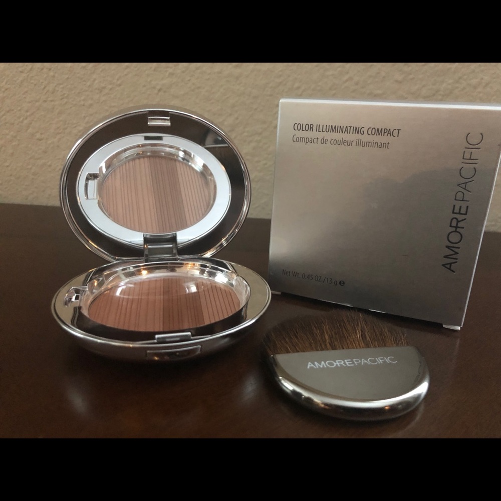 CLÉ DE PEAU BEAUTÉ Bundle + free gift! - Picture 8 of 8
